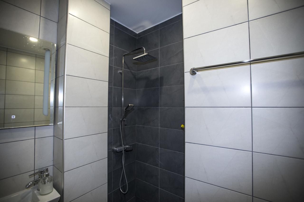 Trendy Living In Monastiraki Apartment