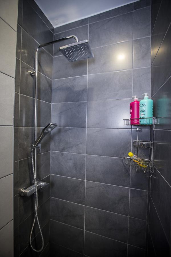 Trendy Living In Monastiraki Athens